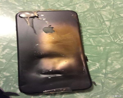 苹果手机爆炸事故新闻苹果手机爆炸的几率有多大